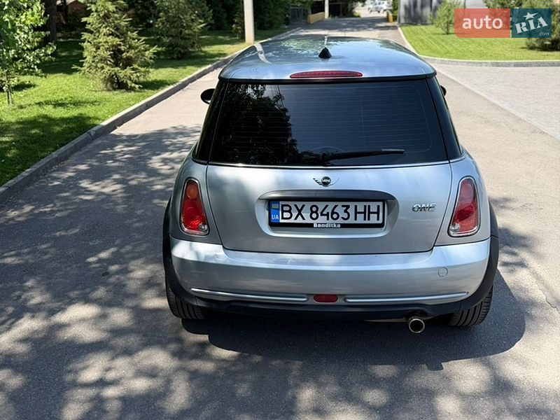 Хэтчбек MINI Cooper 2006 в Хмельницком фото 5 Хэтчбек MINI Cooper 2006 в Хмельницком