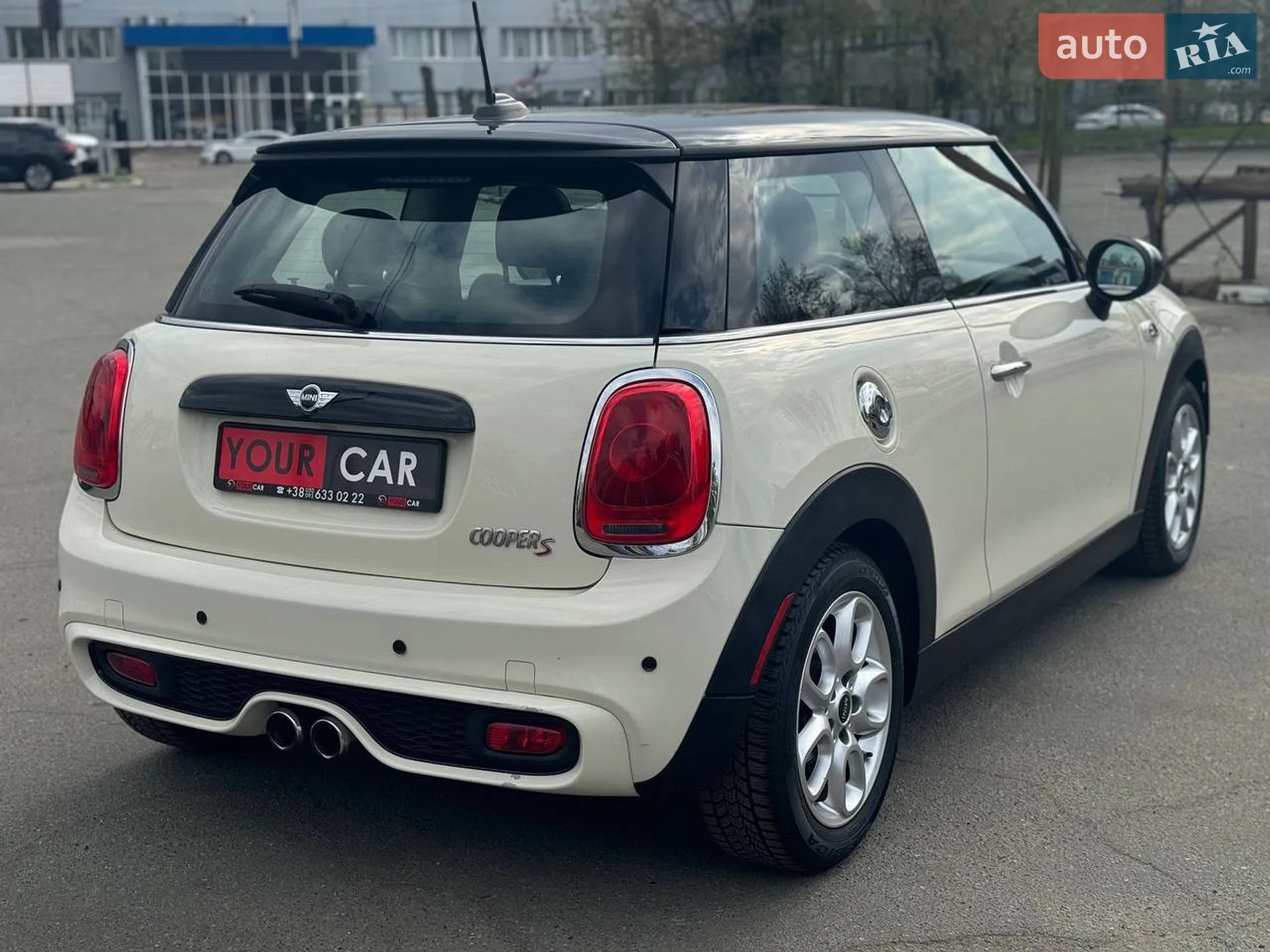 MINI Cooper 2015 VIN WMWXP7C50G3B33618 фото оголошення 7 з 28