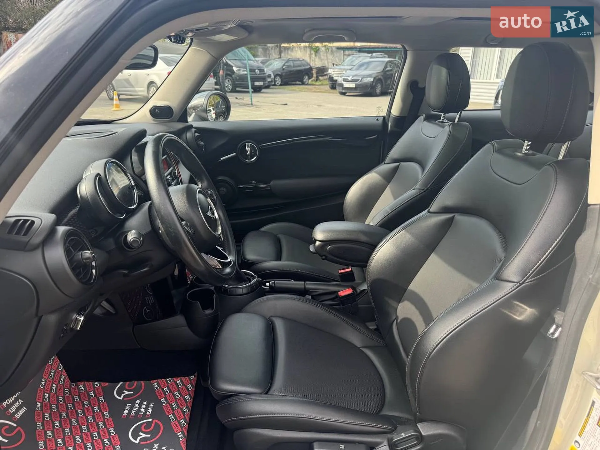 MINI Cooper 2015 VIN WMWXP7C50G3B33618 фото оголошення 12 з 28