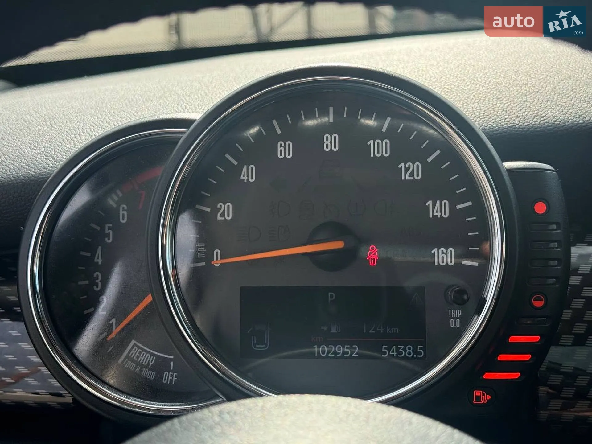 MINI Cooper 2015 VIN WMWXP7C50G3B33618 фото оголошення 18 з 28
