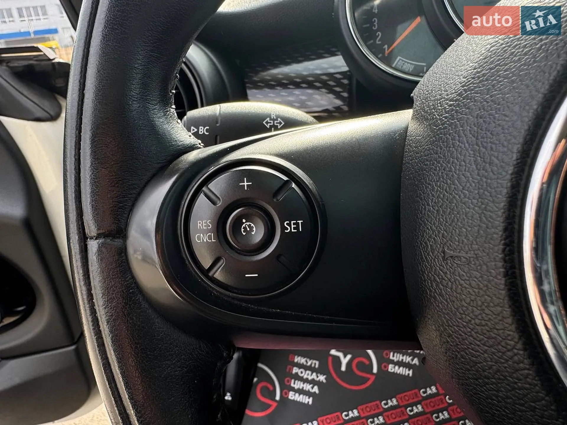 MINI Cooper 2015 VIN WMWXP7C50G3B33618 фото оголошення 19 з 28