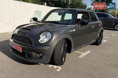 MINI Cooper  2010