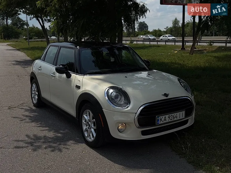 MINI Cooper