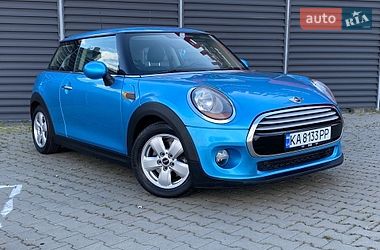Хэтчбек MINI Cooper 2015 в Киеве фото 9 Хэтчбек MINI Cooper 2015 в Киеве