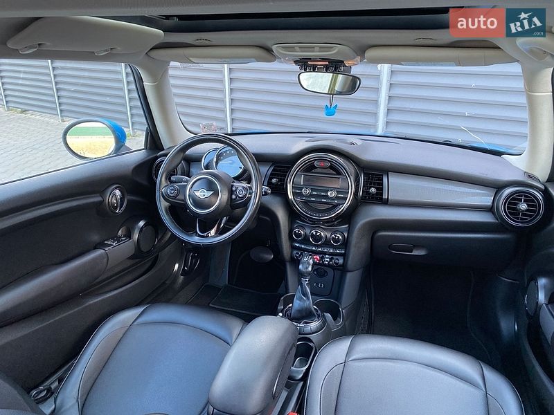 Хэтчбек MINI Cooper 2015 в Киеве фото 22 Хэтчбек MINI Cooper 2015 в Киеве