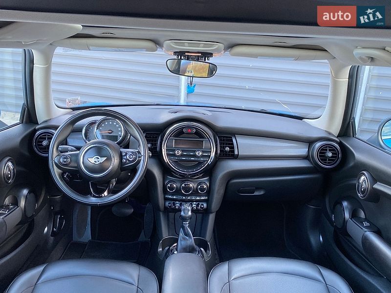 Хэтчбек MINI Cooper 2015 в Киеве фото 25 Хэтчбек MINI Cooper 2015 в Киеве