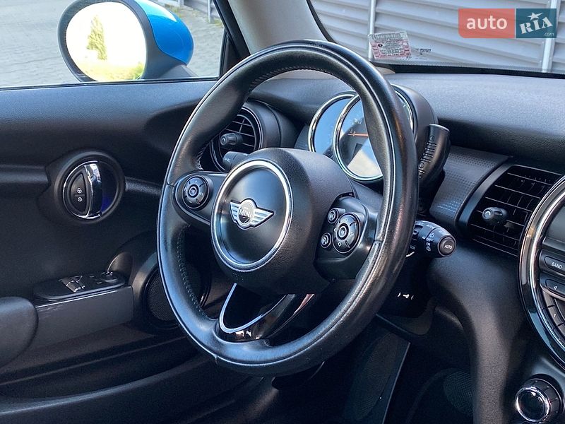 Хэтчбек MINI Cooper 2015 в Киеве фото 26 Хэтчбек MINI Cooper 2015 в Киеве