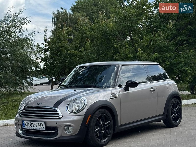 MINI Cooper 2013