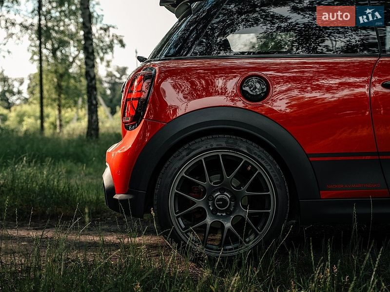 Хэтчбек MINI Cooper 2015 в Виннице