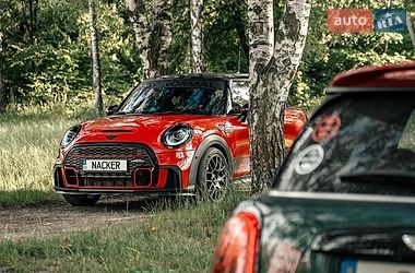 Хэтчбек MINI Cooper 2015 в Виннице