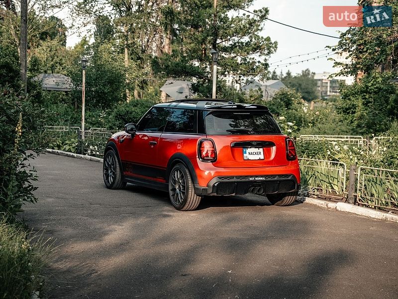 Хэтчбек MINI Cooper 2015 в Виннице