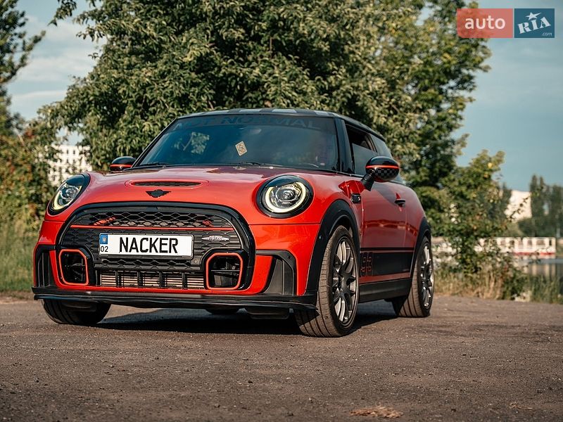 Хэтчбек MINI Cooper 2015 в Виннице