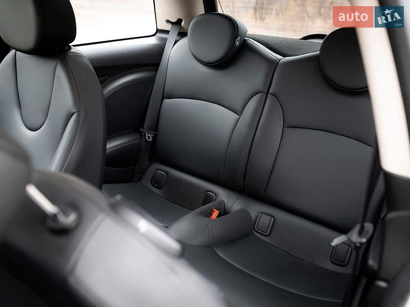 Хетчбек MINI Cooper 2013 в Києві