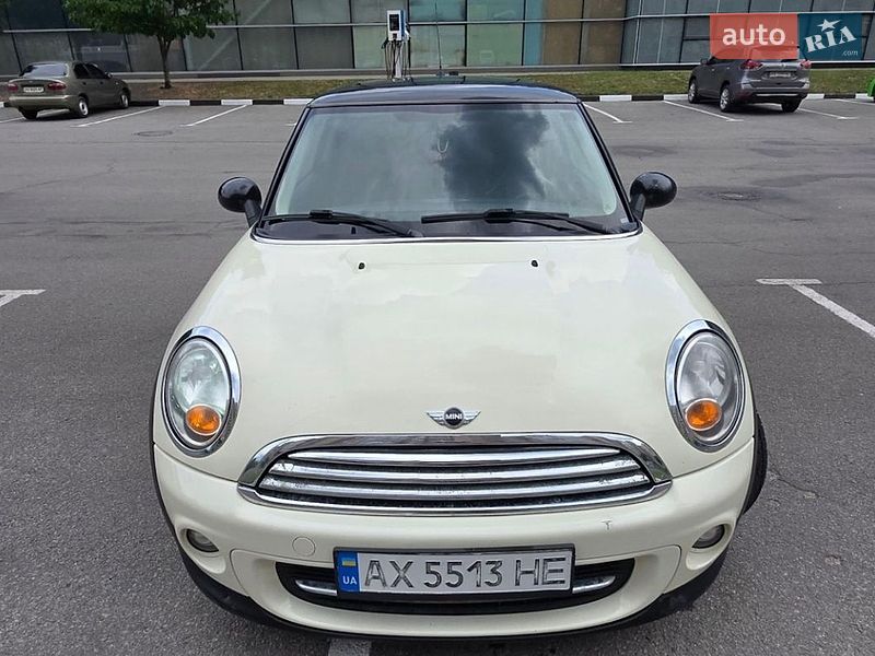 Хэтчбек MINI Cooper 2013 в Харькове
