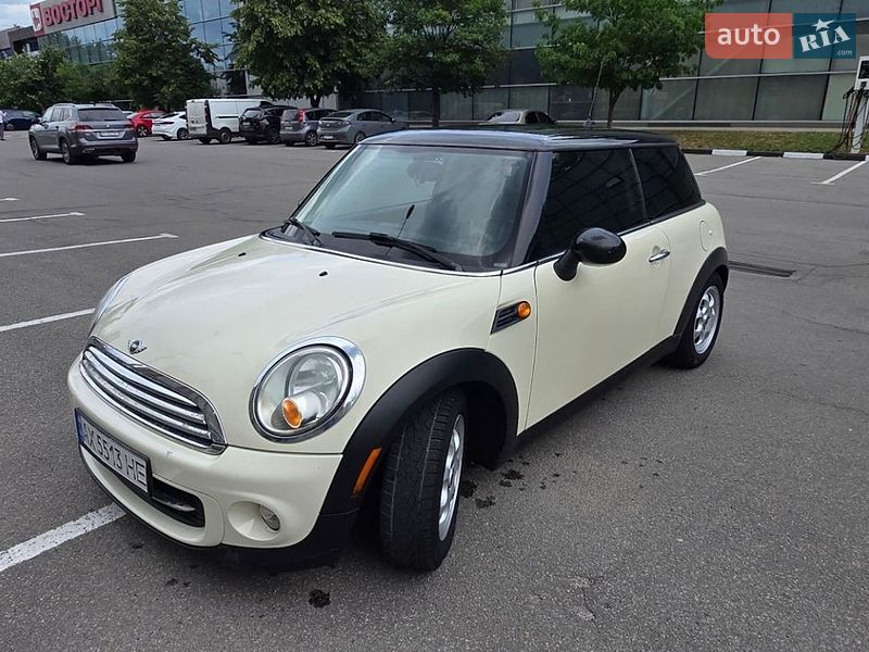Хэтчбек MINI Cooper 2013 в Харькове