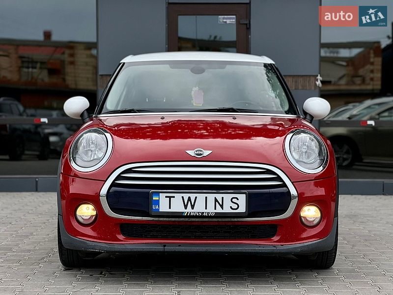 Хэтчбек MINI Cooper 2015 в Одессе