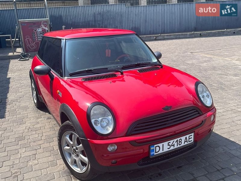 Хэтчбек MINI Cooper 2001 в Киеве фото Хэтчбек MINI Cooper 2001 в Киеве