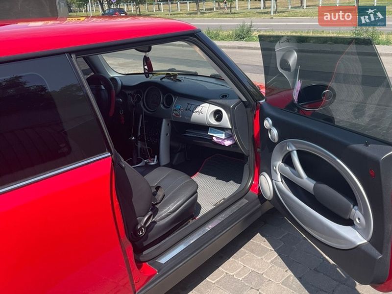 Хэтчбек MINI Cooper 2001 в Киеве фото 11 Хэтчбек MINI Cooper 2001 в Киеве