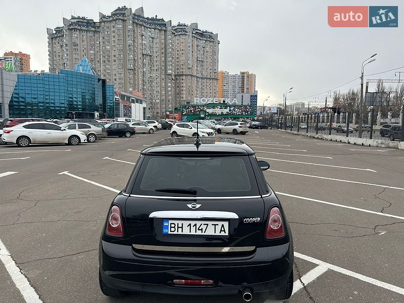 Хетчбек MINI Cooper 2011 в Києві фото 4 Хетчбек MINI Cooper 2011 в Києві