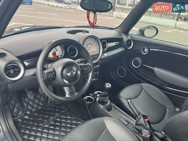 Хетчбек MINI Cooper 2011 в Києві фото Хетчбек MINI Cooper 2011 в Києві