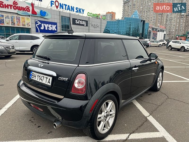 Хетчбек MINI Cooper 2011 в Києві фото 8 Хетчбек MINI Cooper 2011 в Києві