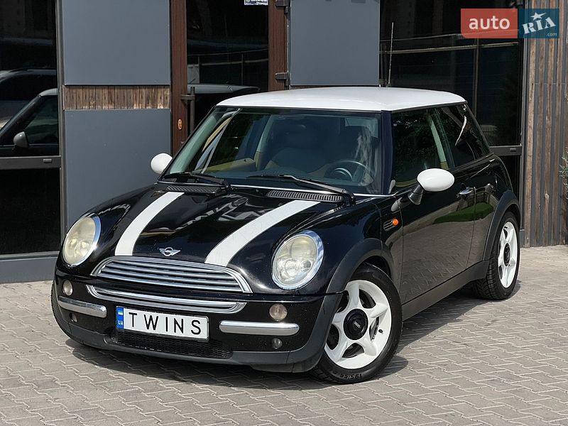 Хэтчбек MINI Cooper 2004 в Одессе