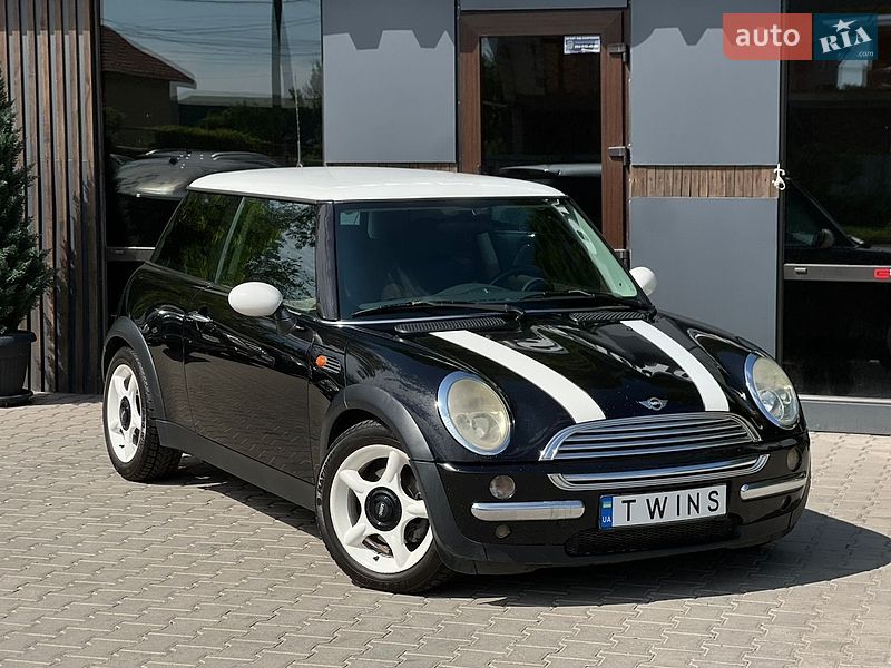 Хэтчбек MINI Cooper 2004 в Одессе