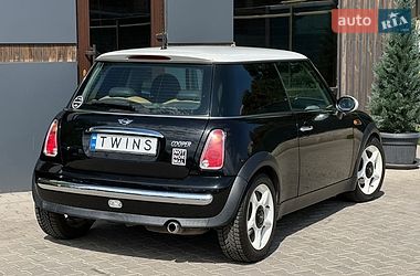 Хэтчбек MINI Cooper 2004 в Одессе