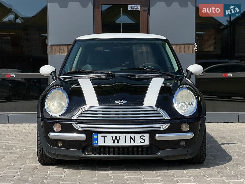 Хэтчбек MINI Cooper 2004 в Одессе