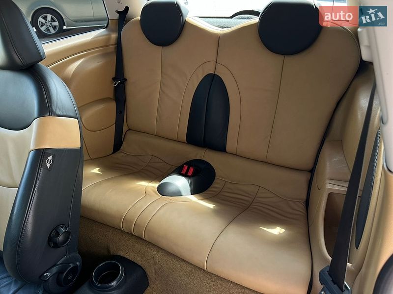 Хэтчбек MINI Cooper 2004 в Одессе