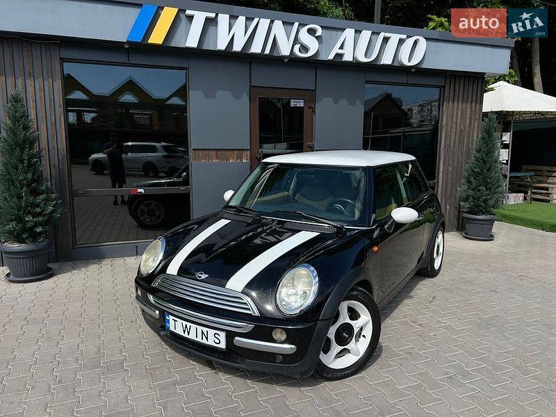 Хэтчбек MINI Cooper 2004 в Одессе