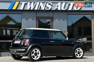 Хэтчбек MINI Cooper 2004 в Одессе
