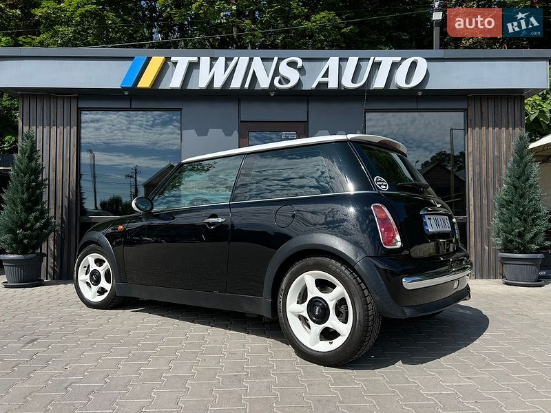 Хэтчбек MINI Cooper 2004 в Одессе