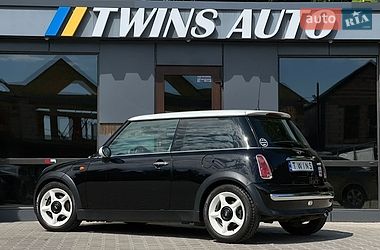 Хэтчбек MINI Cooper 2004 в Одессе
