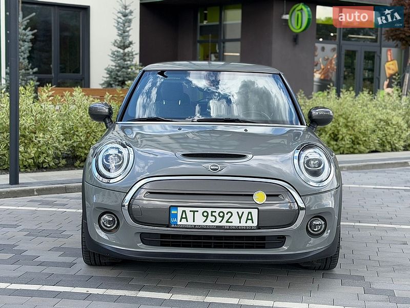 Хетчбек MINI Cooper 2021 в Городку