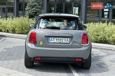 Хетчбек MINI Cooper 2021 в Городку