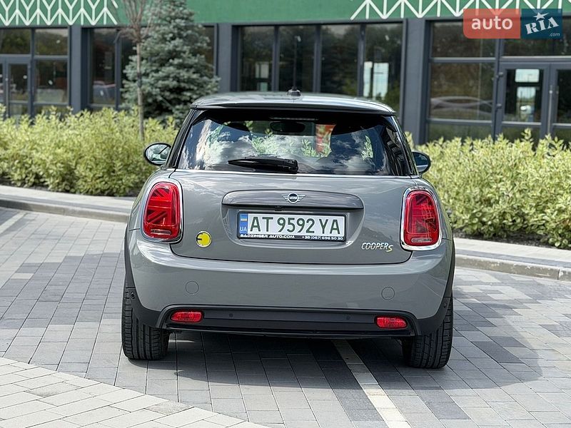 Хетчбек MINI Cooper 2021 в Городку