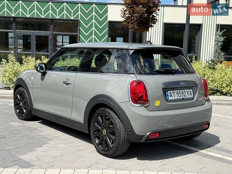 Хетчбек MINI Cooper 2021 в Городку