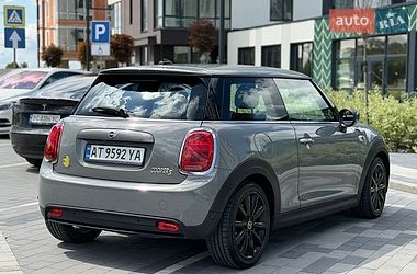 Хетчбек MINI Cooper 2021 в Городку