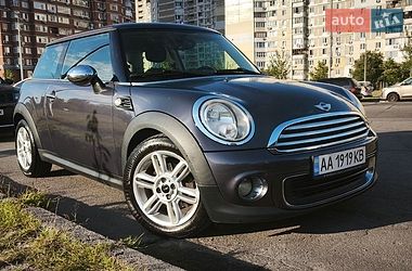 MINI Cooper  2012
