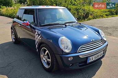 MINI Cooper  2006