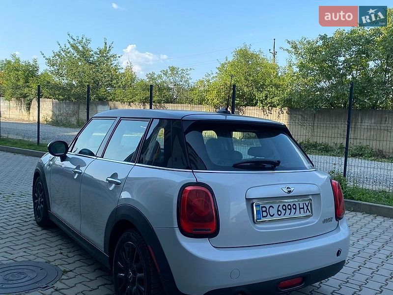Хетчбек MINI Cooper 2015 в Івано-Франківську