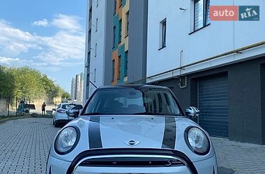 Хетчбек MINI Cooper 2015 в Івано-Франківську
