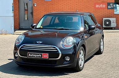 Хетчбек MINI Cooper 2015 в Одесі Хетчбек MINI Cooper 2015 в Одесі