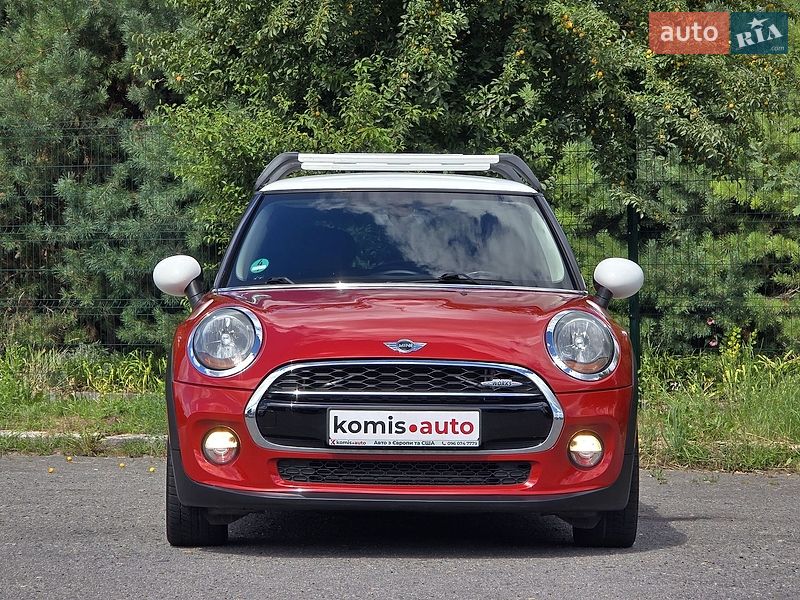 Хэтчбек MINI Cooper 2016 в Хмельницком