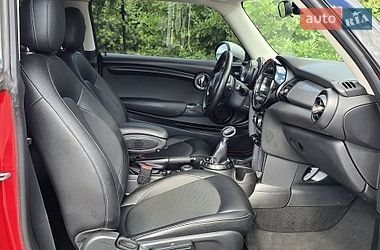 Хэтчбек MINI Cooper 2016 в Хмельницком