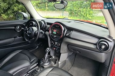 Хэтчбек MINI Cooper 2016 в Хмельницком