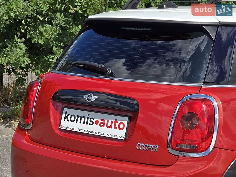 Хэтчбек MINI Cooper 2016 в Хмельницком