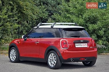 Хэтчбек MINI Cooper 2016 в Хмельницком