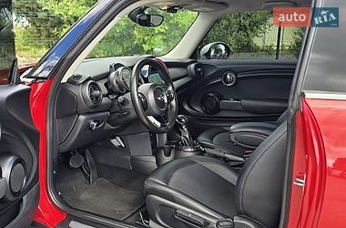 Хэтчбек MINI Cooper 2016 в Хмельницком